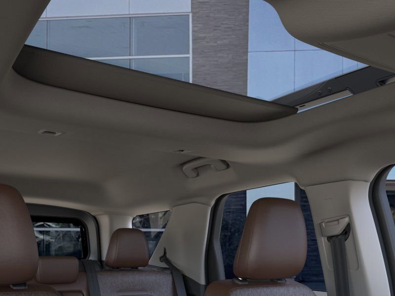 New 2025 Azure Gray Metallic Tri-Coat Ford Outer Banks® image 23