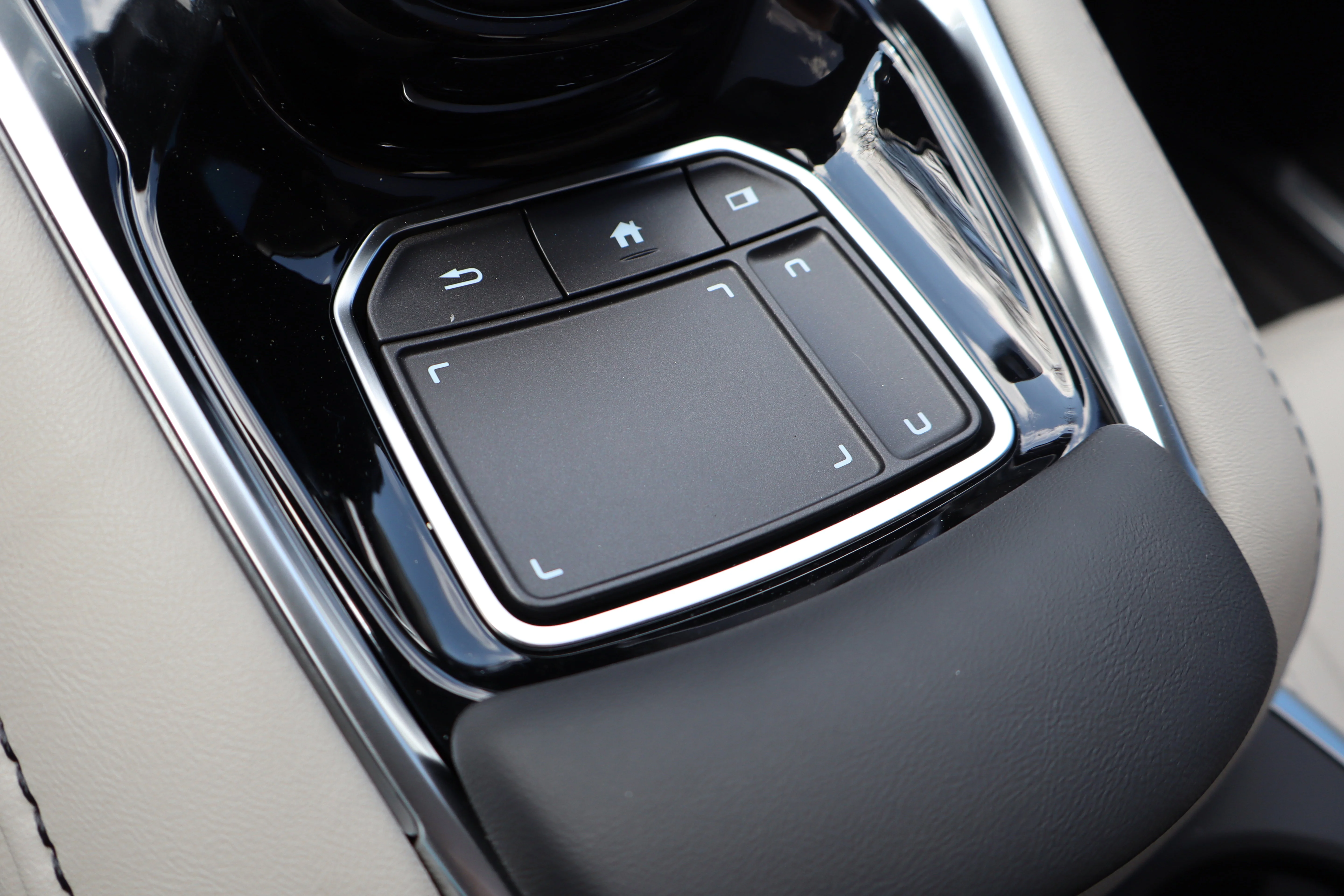 New 2026 Majestic Black Pearl Acura w/Technology Package image 20