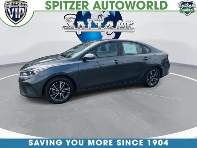 Certified Used 2024 Gray Kia LXS image 4