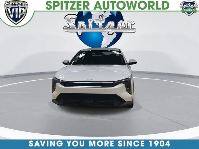 New 2026 Snow White Pearl Kia LXS image 3