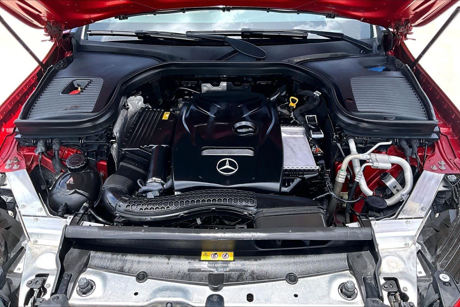 Used 2019 designo Cardinal Red Metallic Mercedes-Benz GLC 300 image 27