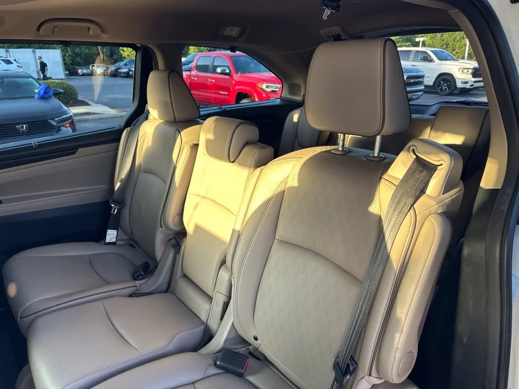2023 Honda Odyssey Elite - Photo 40