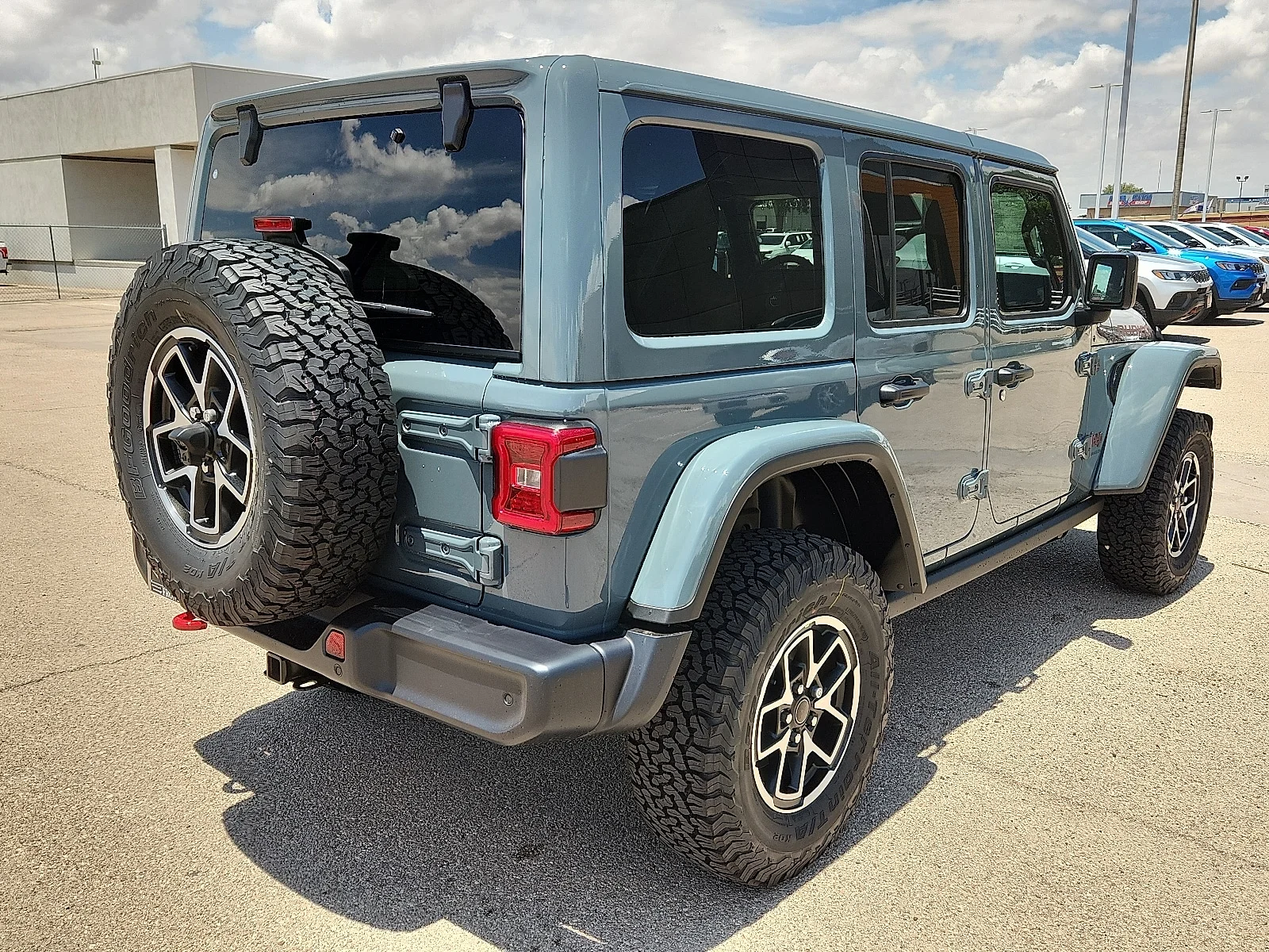 New 2026 Anvil Clear-Coat  Paint Jeep 4-DOOR RUBICON image 4
