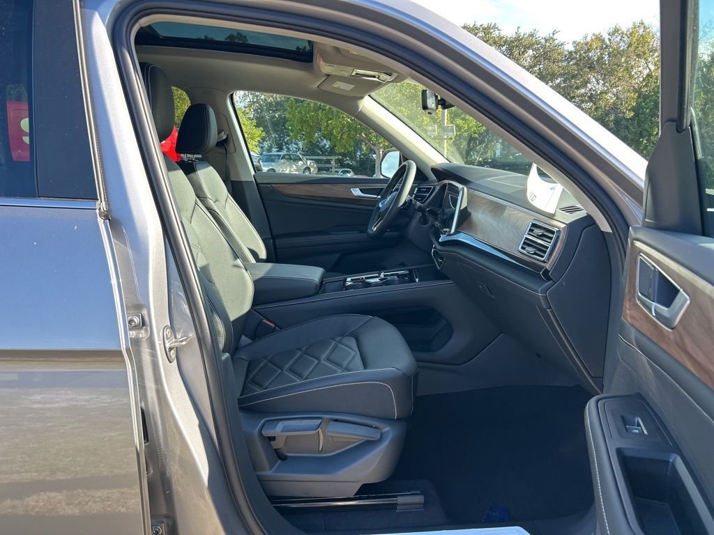2026 Volkswagen Atlas SE w/Tech - Photo 36
