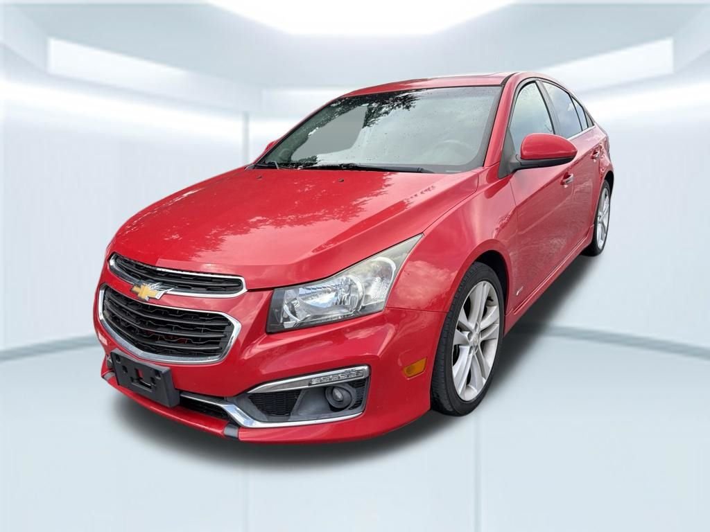 Used 2015 Red Chevrolet LTZ image 4