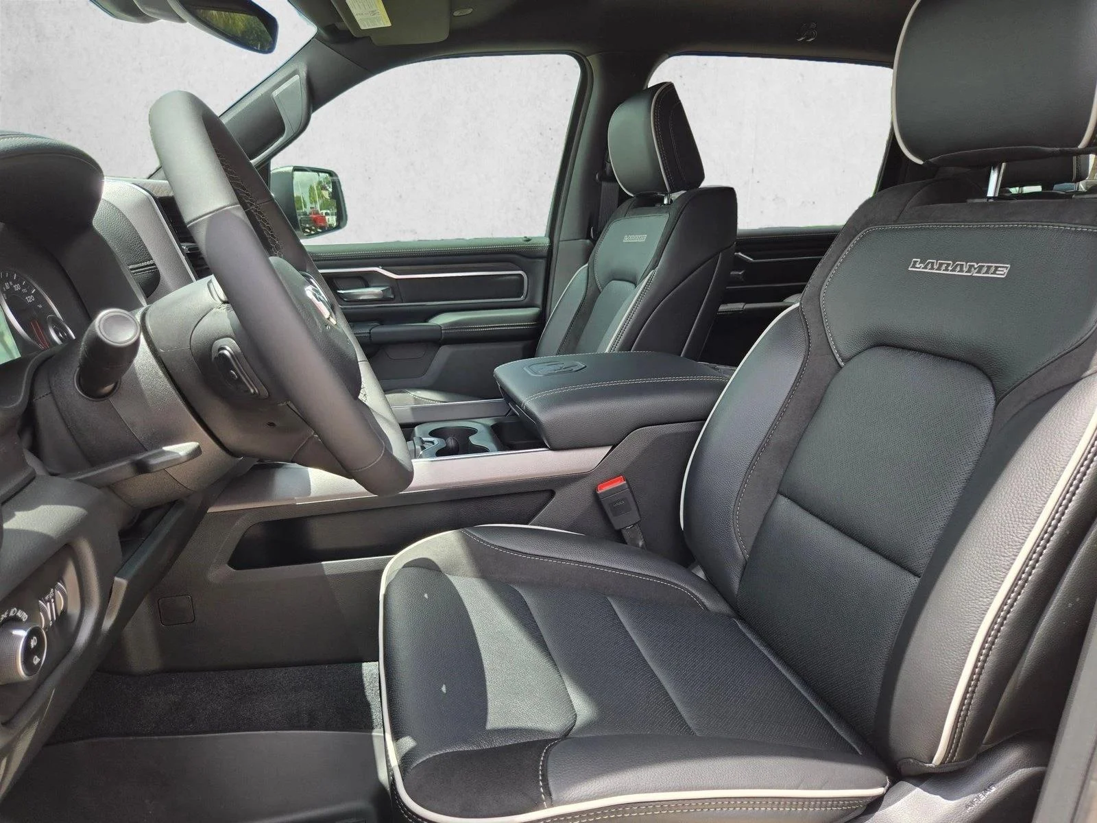New 2026 Bright White Clearcoat Ram Laramie image 4