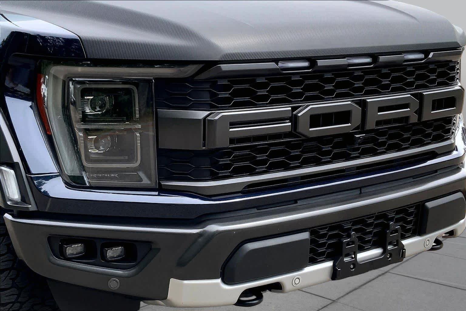 Used 2023 Antimatter Blue Metallic Ford Raptor image 29