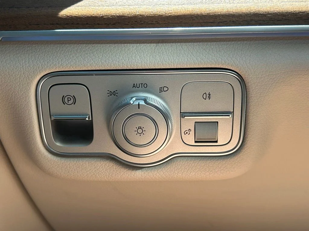 Certified Used 2024 Polar White Mercedes-Benz GLE 450 image 29