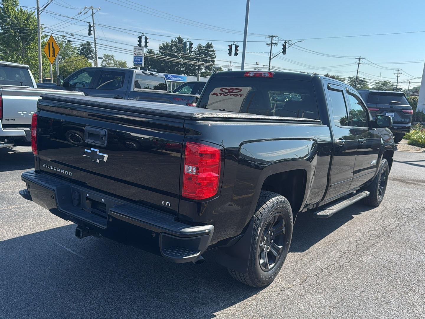 Used 2019 Black Chevrolet LT image 6
