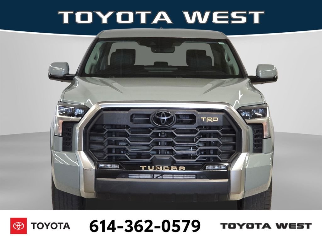 Used 2023  Toyota Limited image 3
