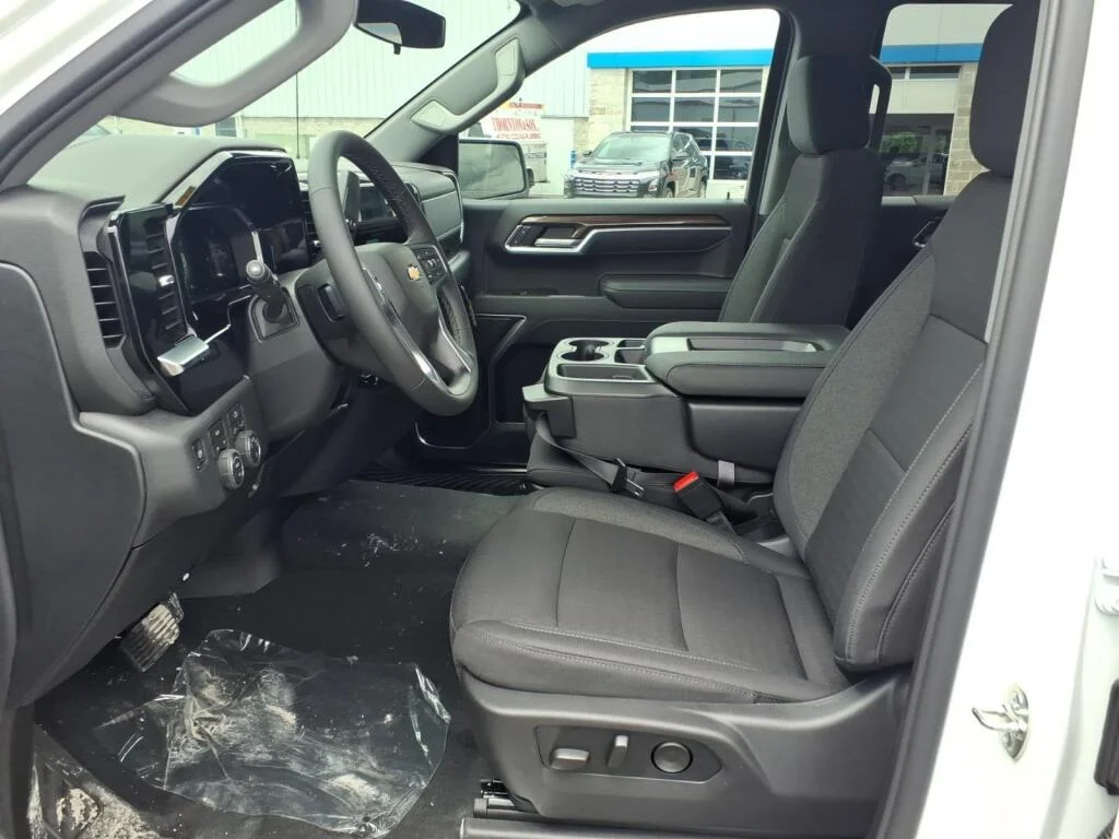 2026 Chevrolet Silverado 1500 LT - Photo 7