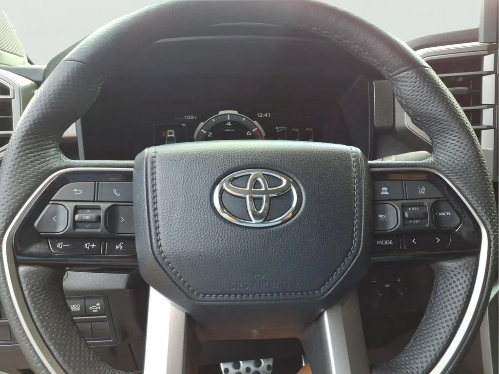 Used 2024  Toyota Limited image 12
