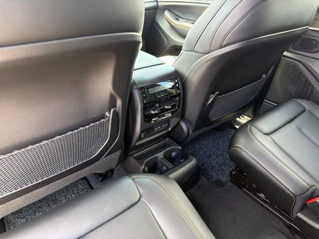 New 2026 Bright White Clear-Coat Exterior Paint Jeep  image 8