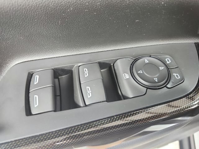 Used 2023 White GMC AT4 image 38
