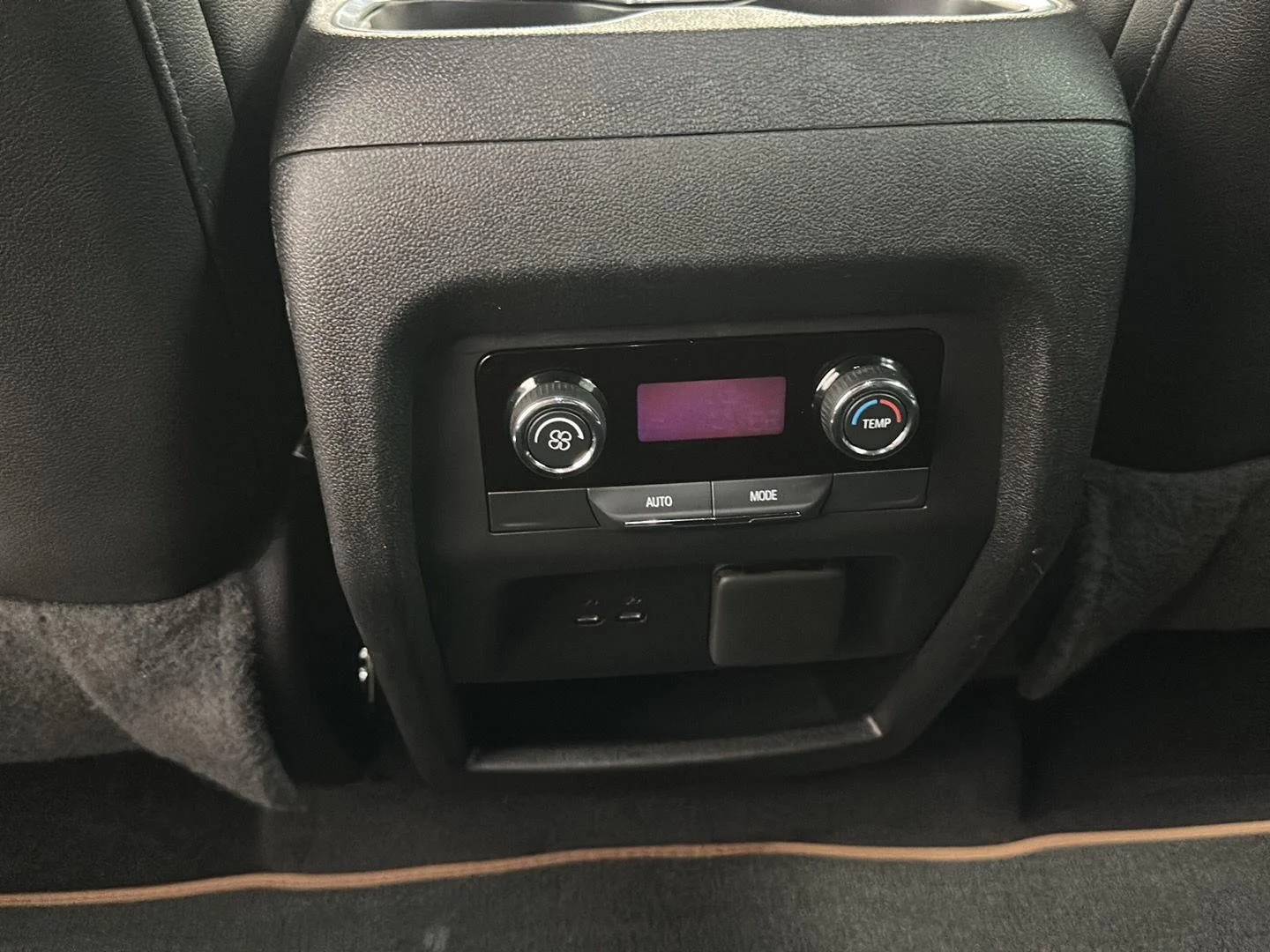 Used 2024 Sterling Gray Metallic Chevrolet Z71 image 22