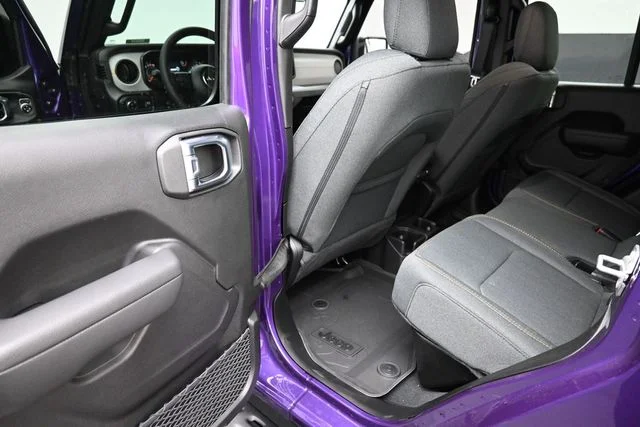 New 2026 Reign Exterior Paint Jeep Sport S image 18