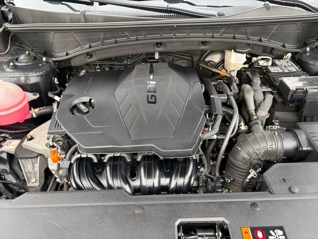 Used 2024 Black Hyundai SEL image 24