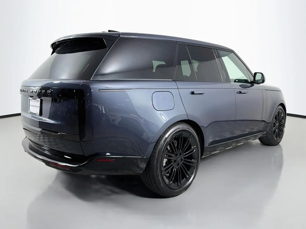 New 2026 Varesine Blue Land Rover SE image 5