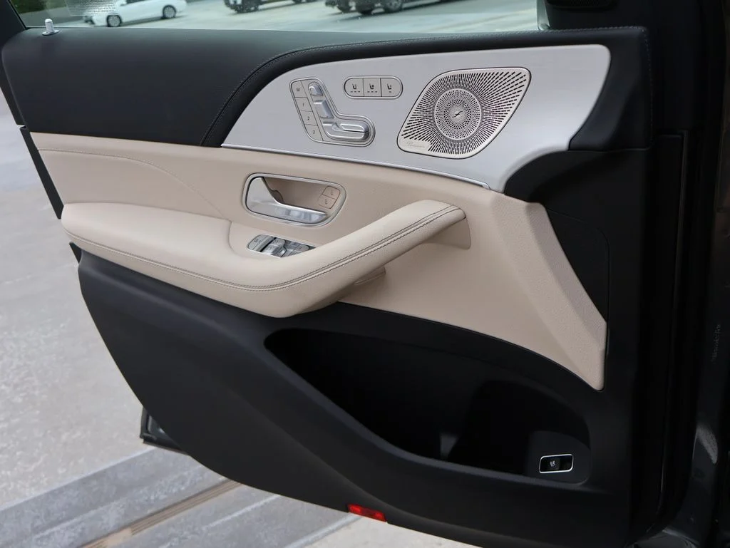 New 2026 Selenite Grey Metallic Mercedes-Benz GLE 450 image 36