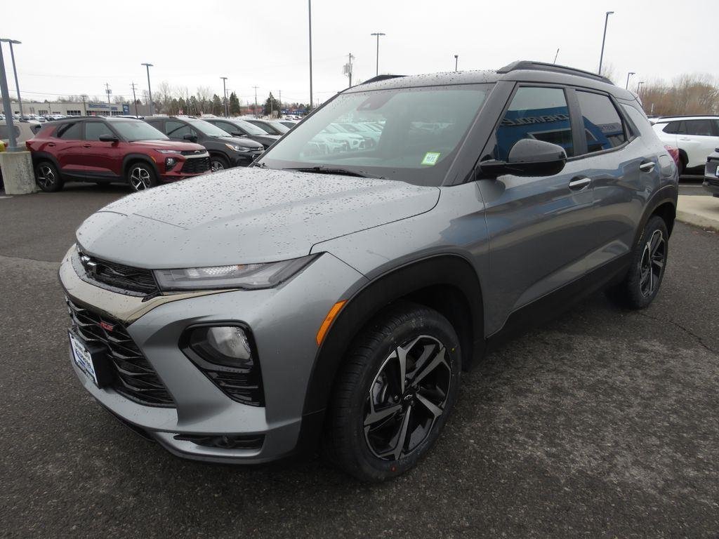 Used 2023 Sterling Gray Metallic Chevrolet RS image 9