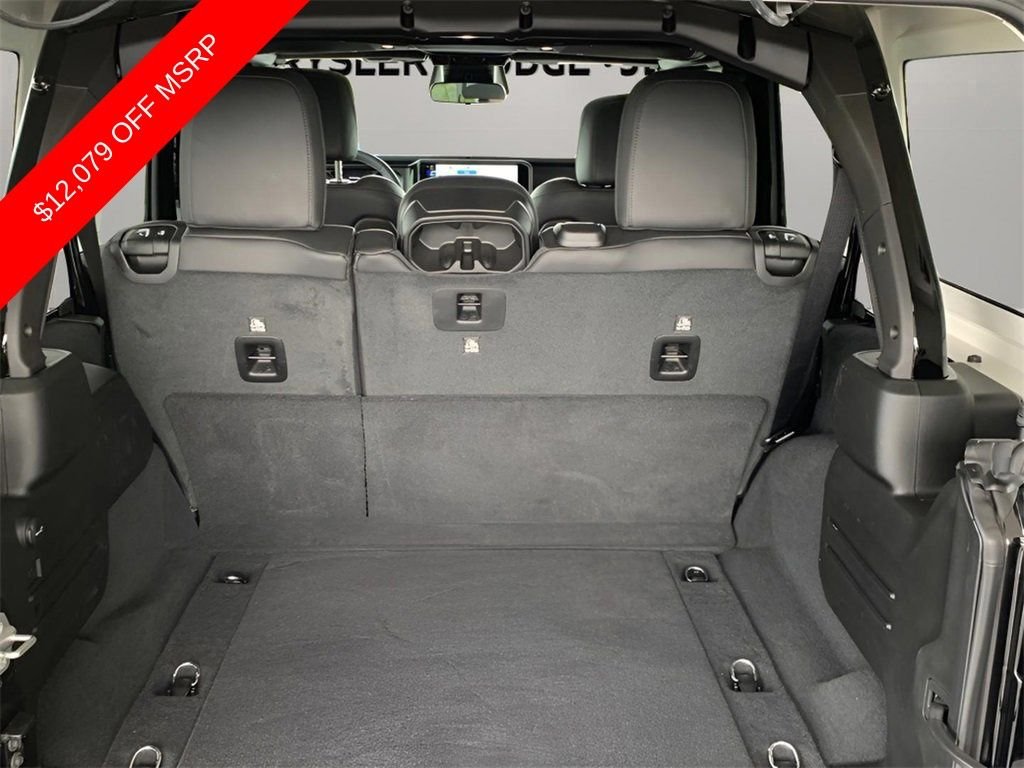 2025 Jeep Wrangler 4-Door Rubicon - Photo 21