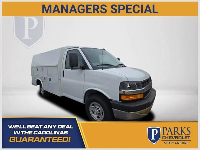 2025 Chevrolet Express Cutaway 3500 1WT