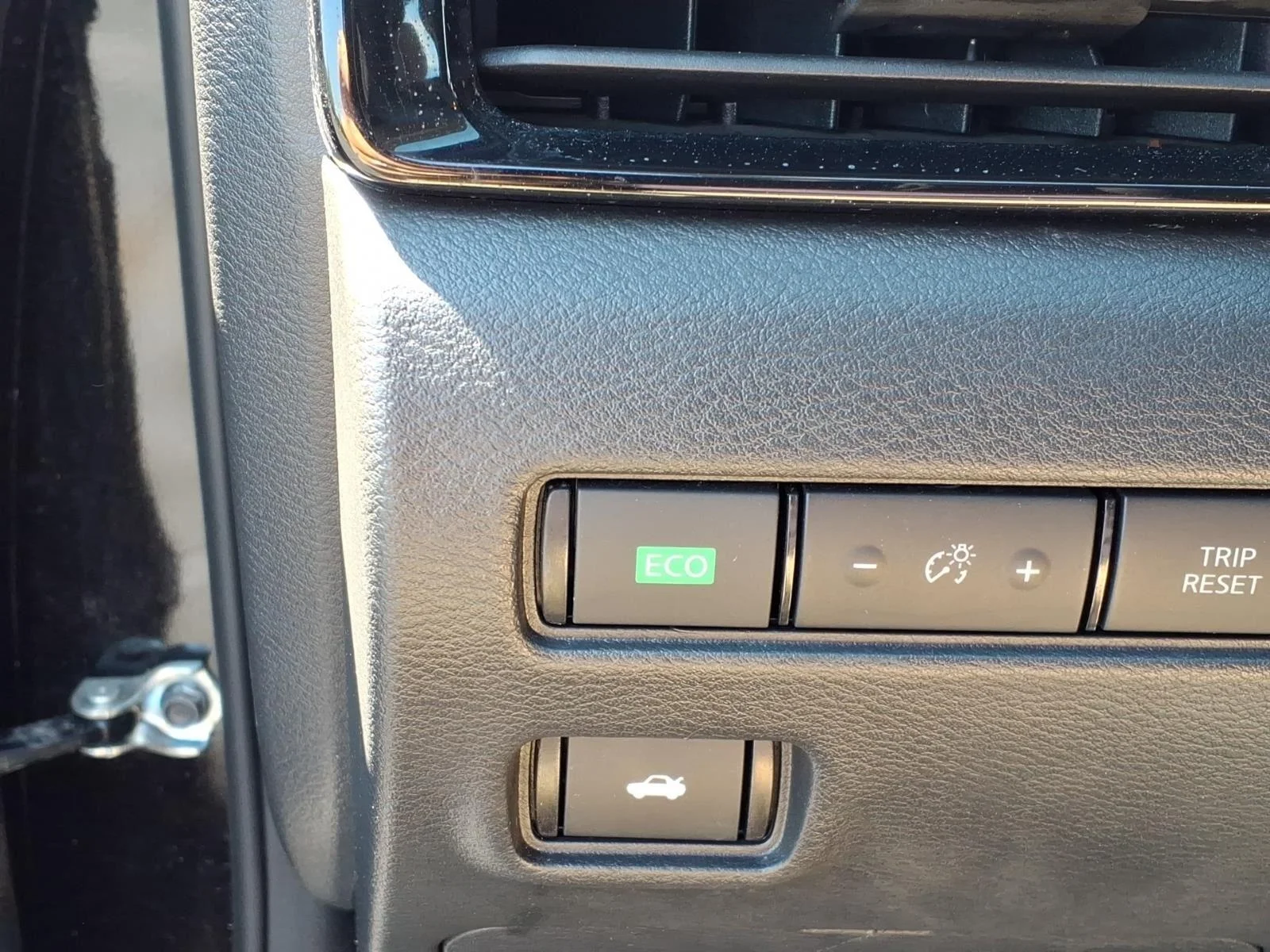 Used 2025 Super Black Nissan SV image 7