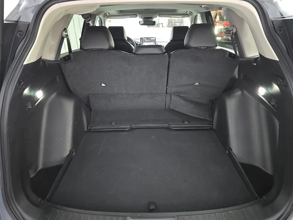Used 2024 Gray Honda EX-L image 12
