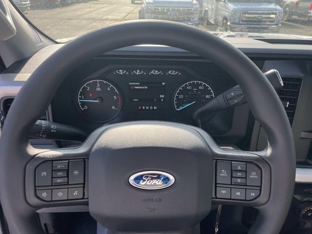 New 2026 Oxford White Ford F-450® XL image 9