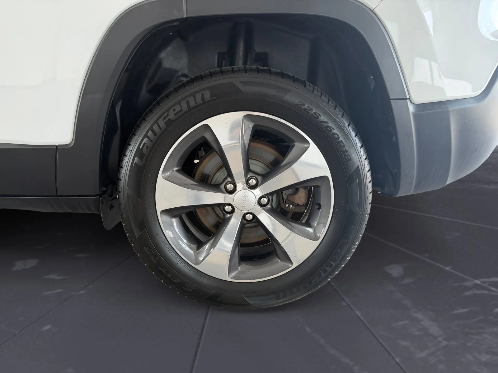 Used 2019 Bright White Clearcoat Jeep Limited image 47