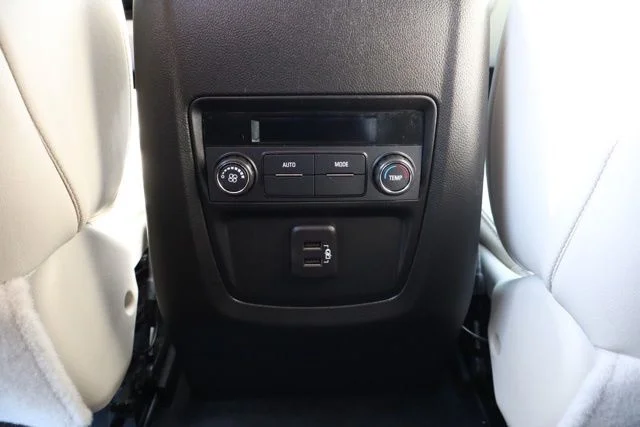 Used 2023 Red Buick Essence image 30