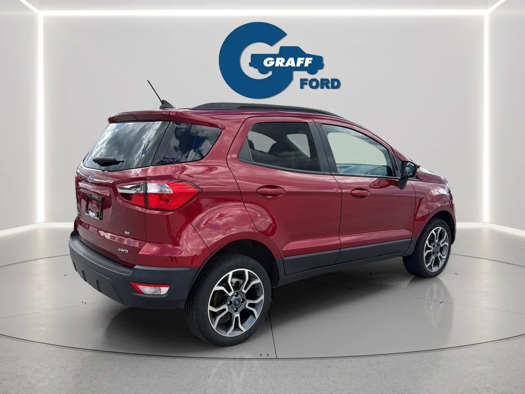 Used 2018 Red Ford SE image 6