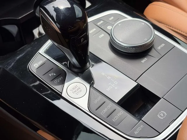 Used 2023 Gray BMW sDrive30i image 33