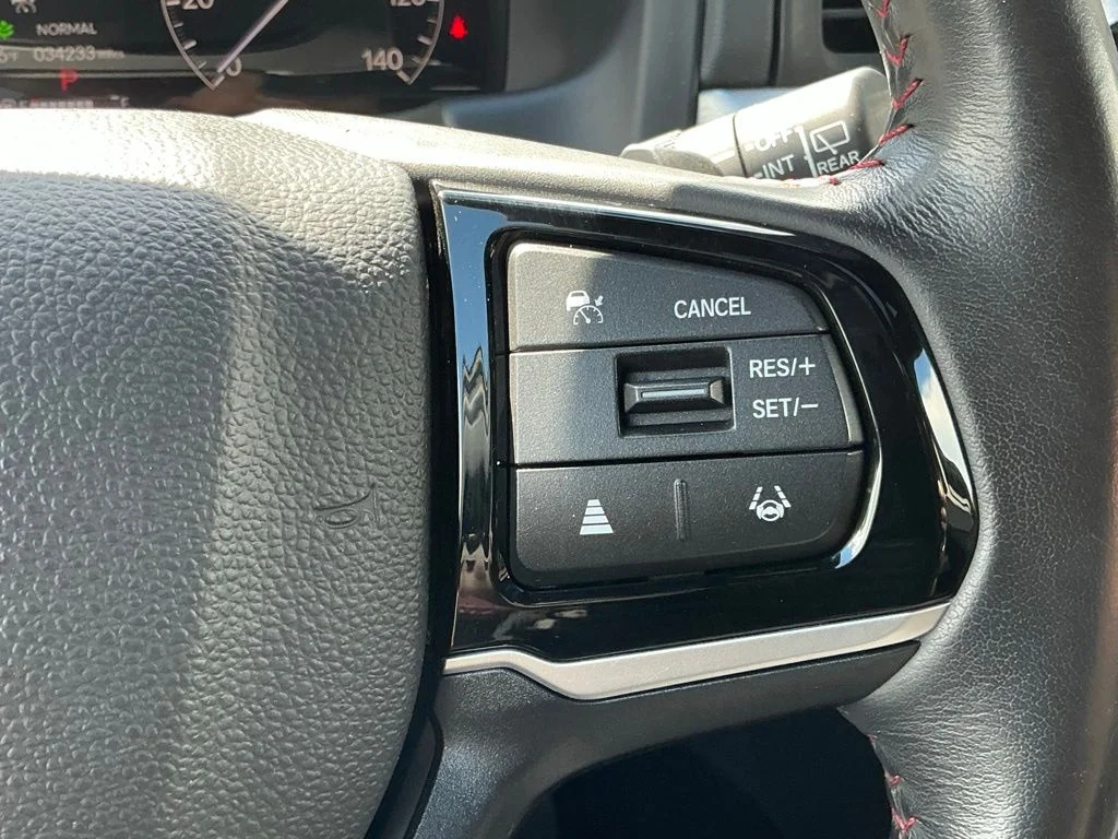 Used 2025  Honda Sport-L image 39