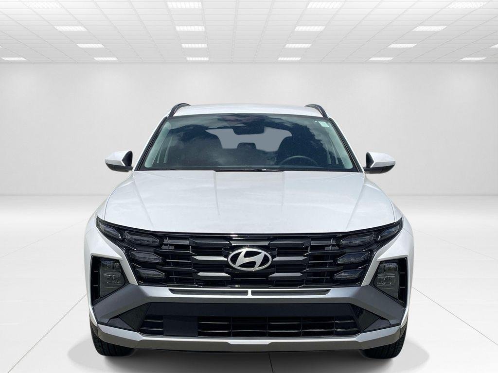 New 2026 White Hyundai SEL FWD image 2