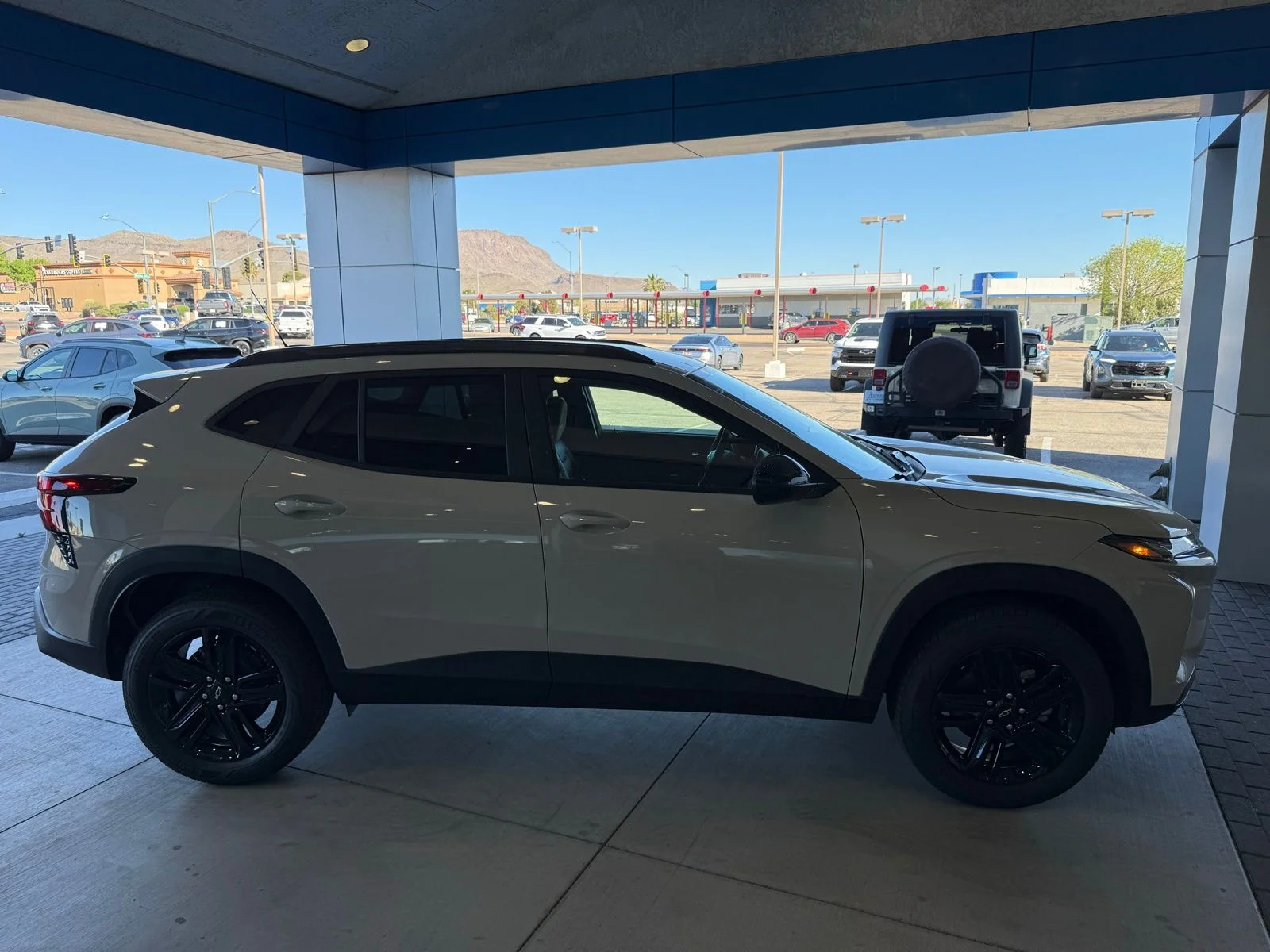 New 2026 White Chevrolet ACTIV image 4