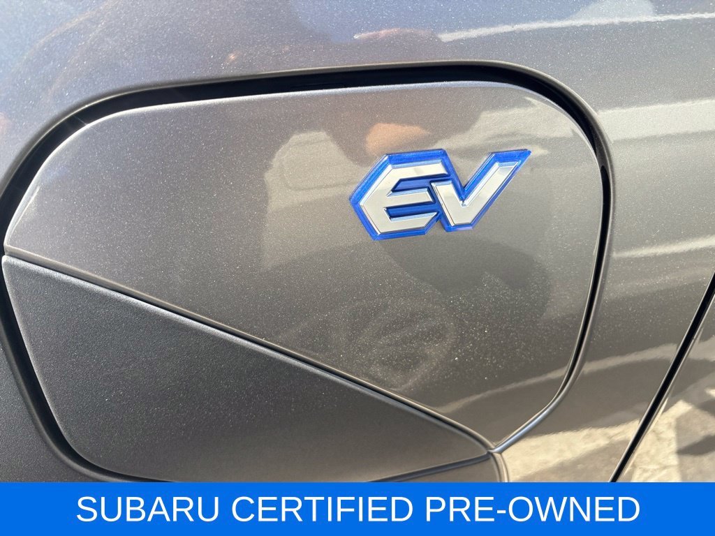 Used 2023 Carbon Subaru Touring image 8