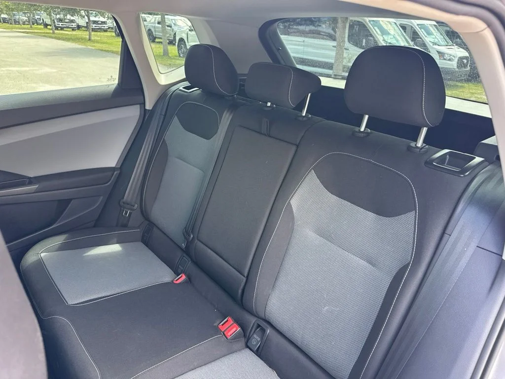 Used 2023 Silver Volkswagen 1.5T S image 11