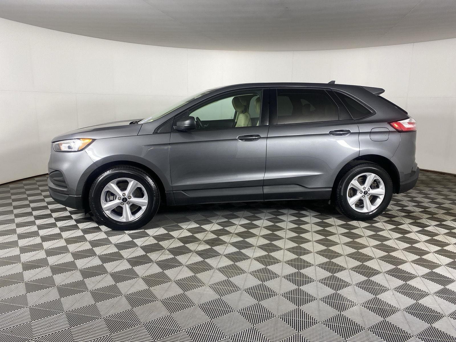 Used 2024 Carbonized Gray Metallic Ford SE image 19