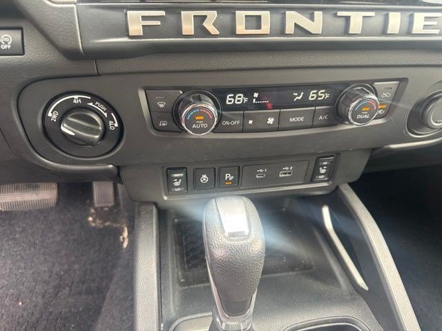 Used 2025 Gun Metallic Nissan SV image 9
