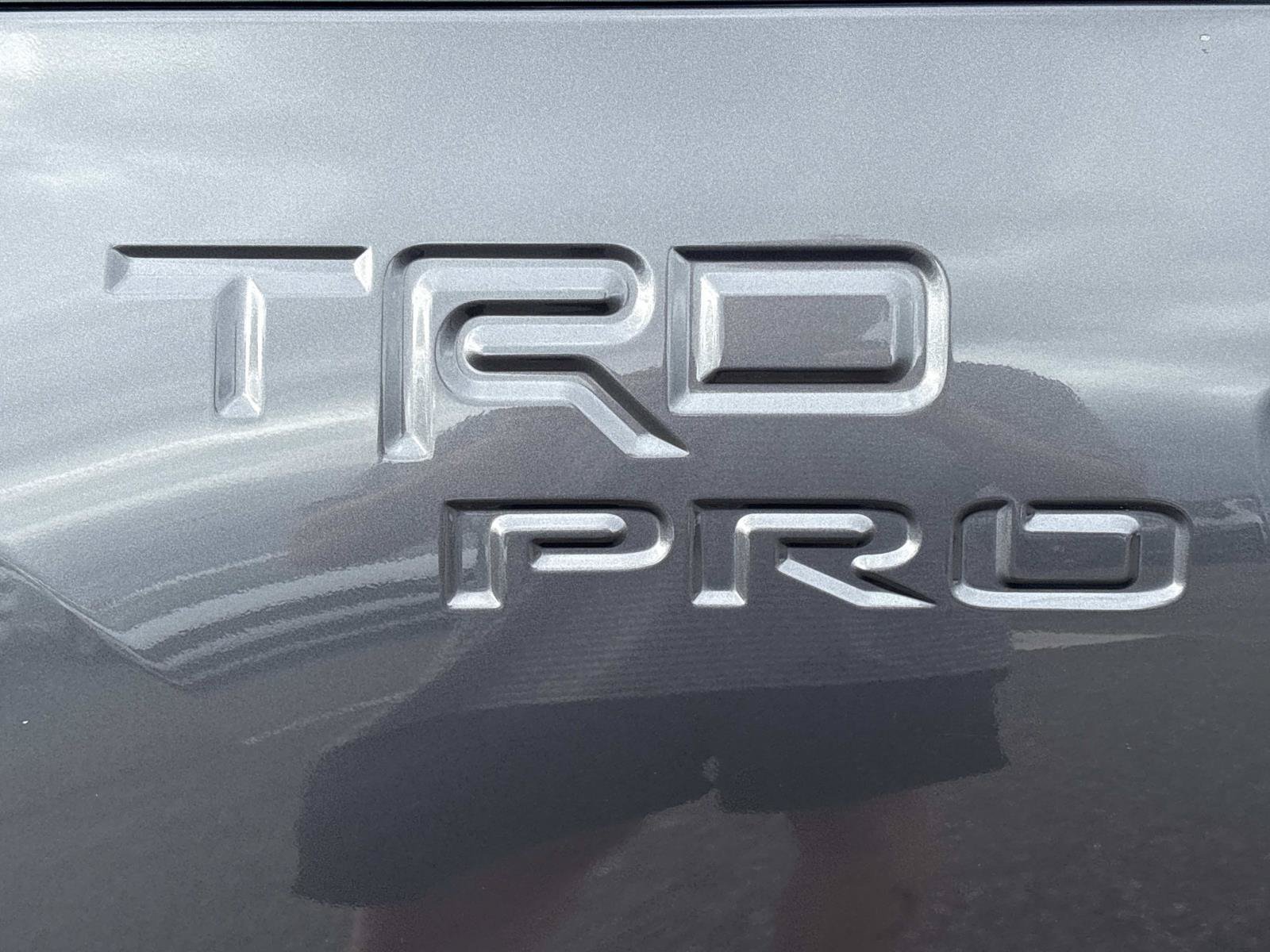2022 Toyota Tacoma SR5 - Photo 9