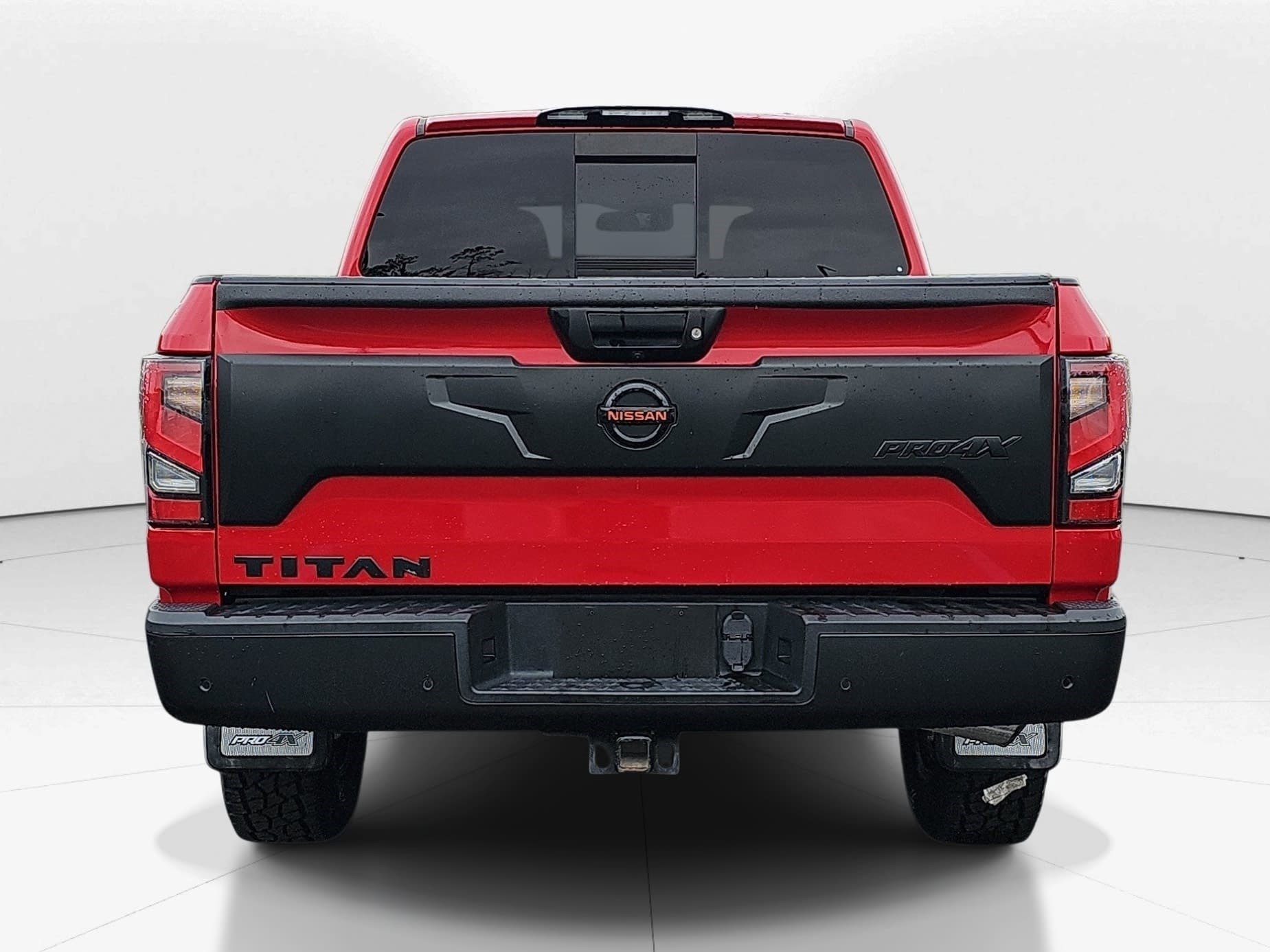 Used 2021 Red Alert Nissan PRO-4X image 4