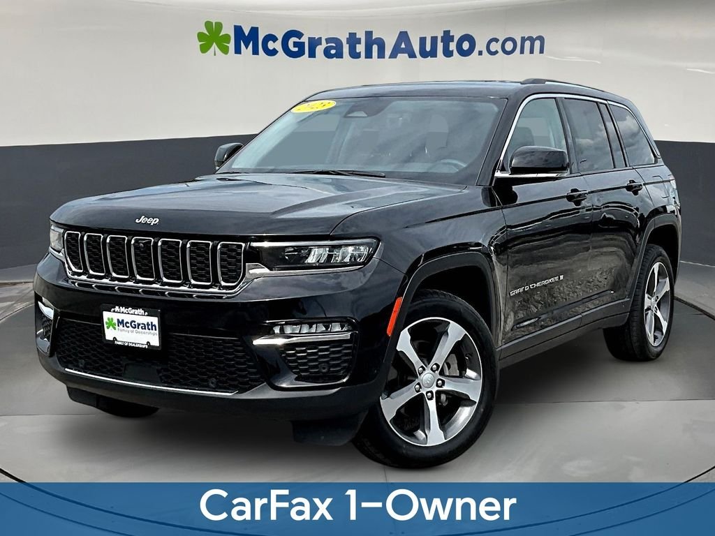 Used 2023 Black Jeep Limited image 3