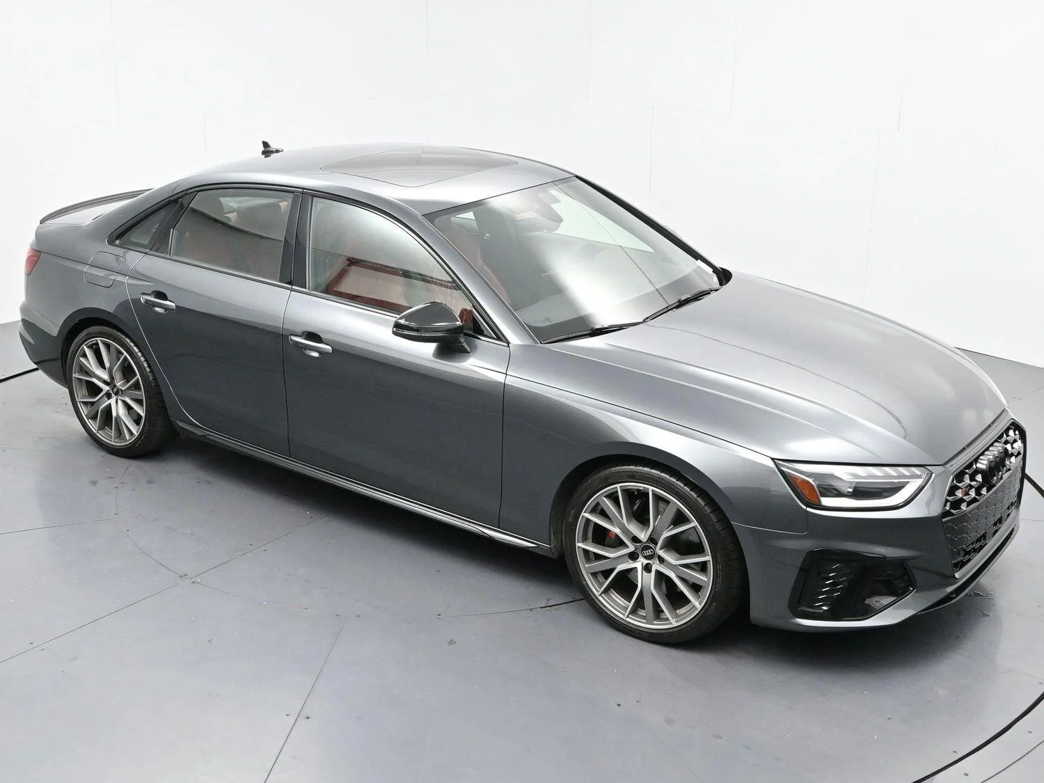 Used 2024 Daytona Gray Pearl Effect Audi Premium Plus image 39