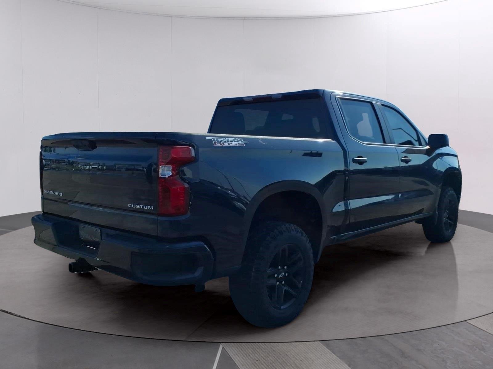 Used 2022 Dark Ash Metallic Chevrolet Custom Trail Boss image 5