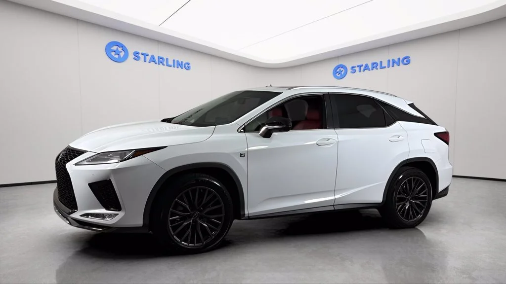Used 2022 White Lexus F SPORT Handling image 2