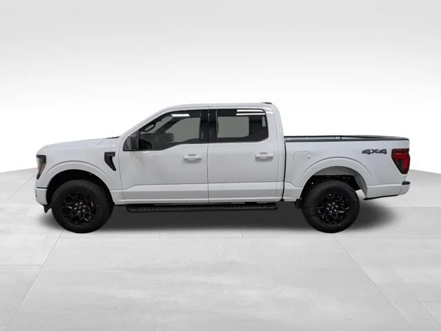 New 2026 Oxford White Ford XLT image 34