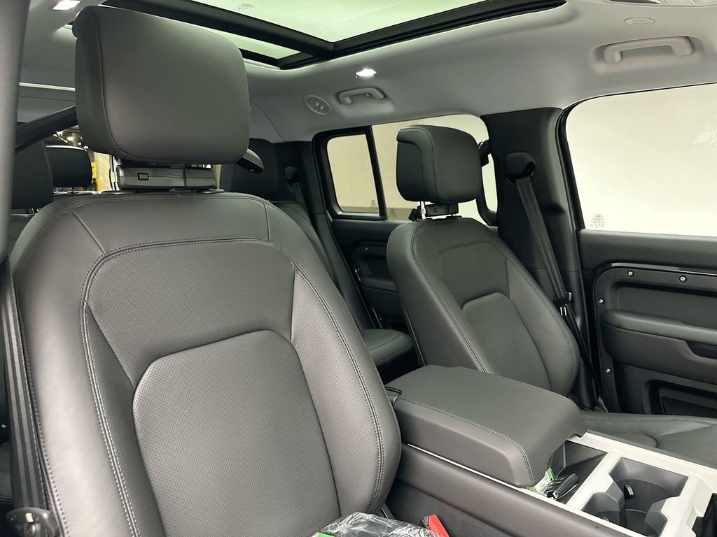 New 2026 Carpathian Grey Land Rover S image 6