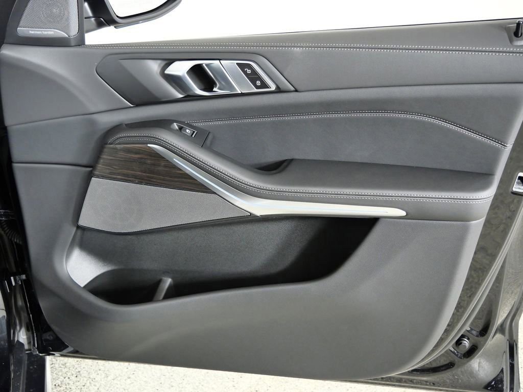 Used 2026 Black Sapphire Metallic BMW xDrive50e image 20