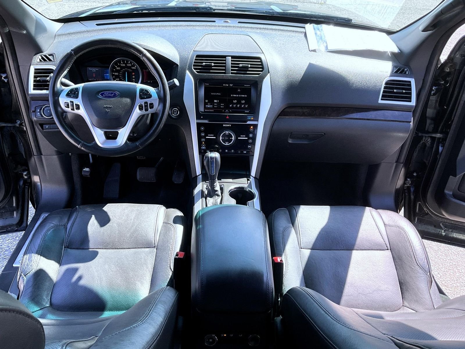 Used 2015 Black Ford Limited image 12